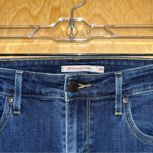 Levi’s 721 Dark Wash High-Rise Skinny Jeans 29”. EUC. Size 29/8 - Picture 3 of 4